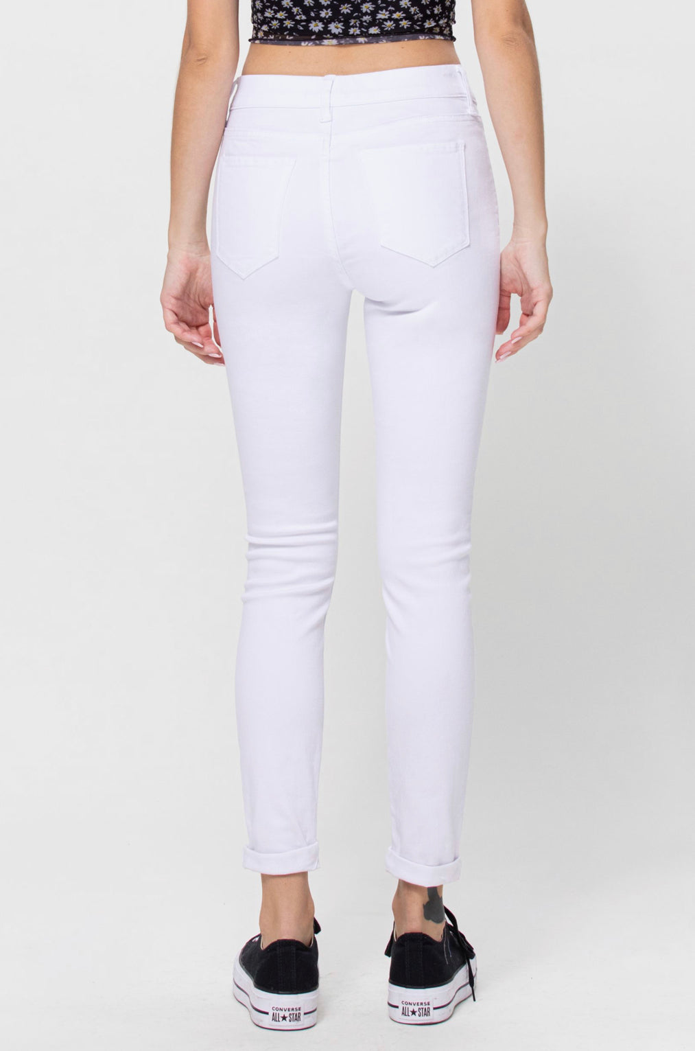 White Mid Rise Rolled Hem Pull On Crop Skinny by Cello