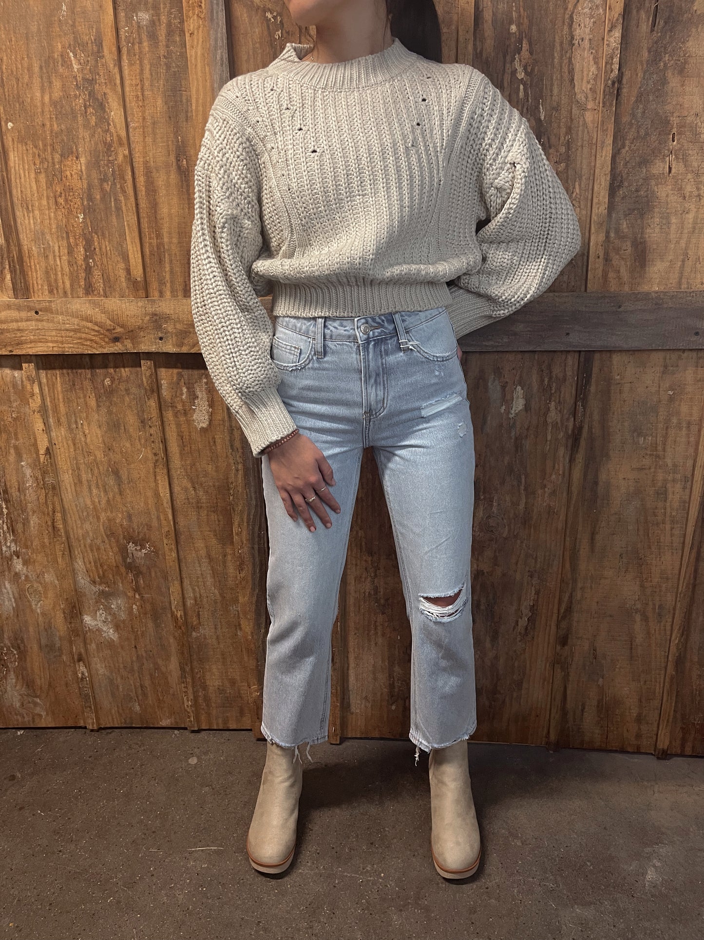 Light Wash Vintage Distressed Crop Jeans