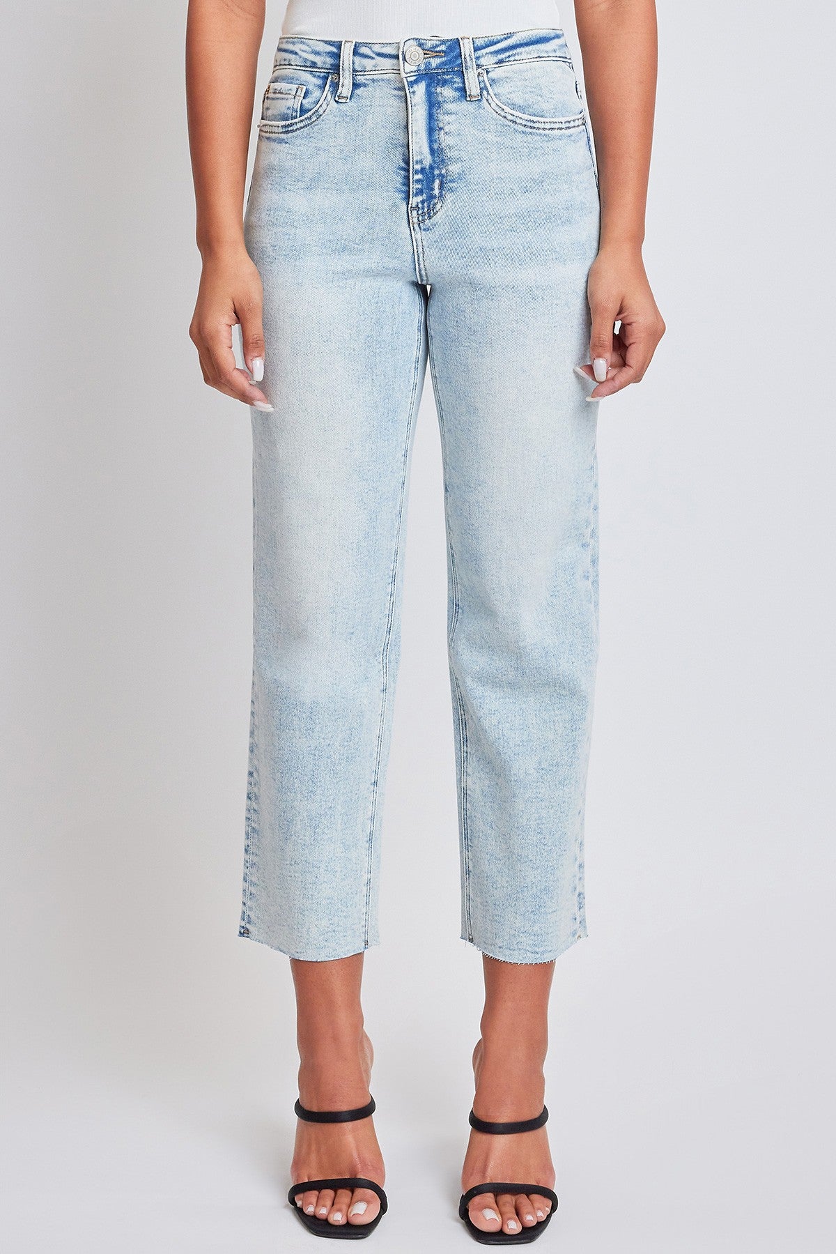 Light Wash Cropped Straight Jean