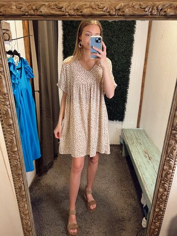 Leopard Short Sleeve Shift Dress