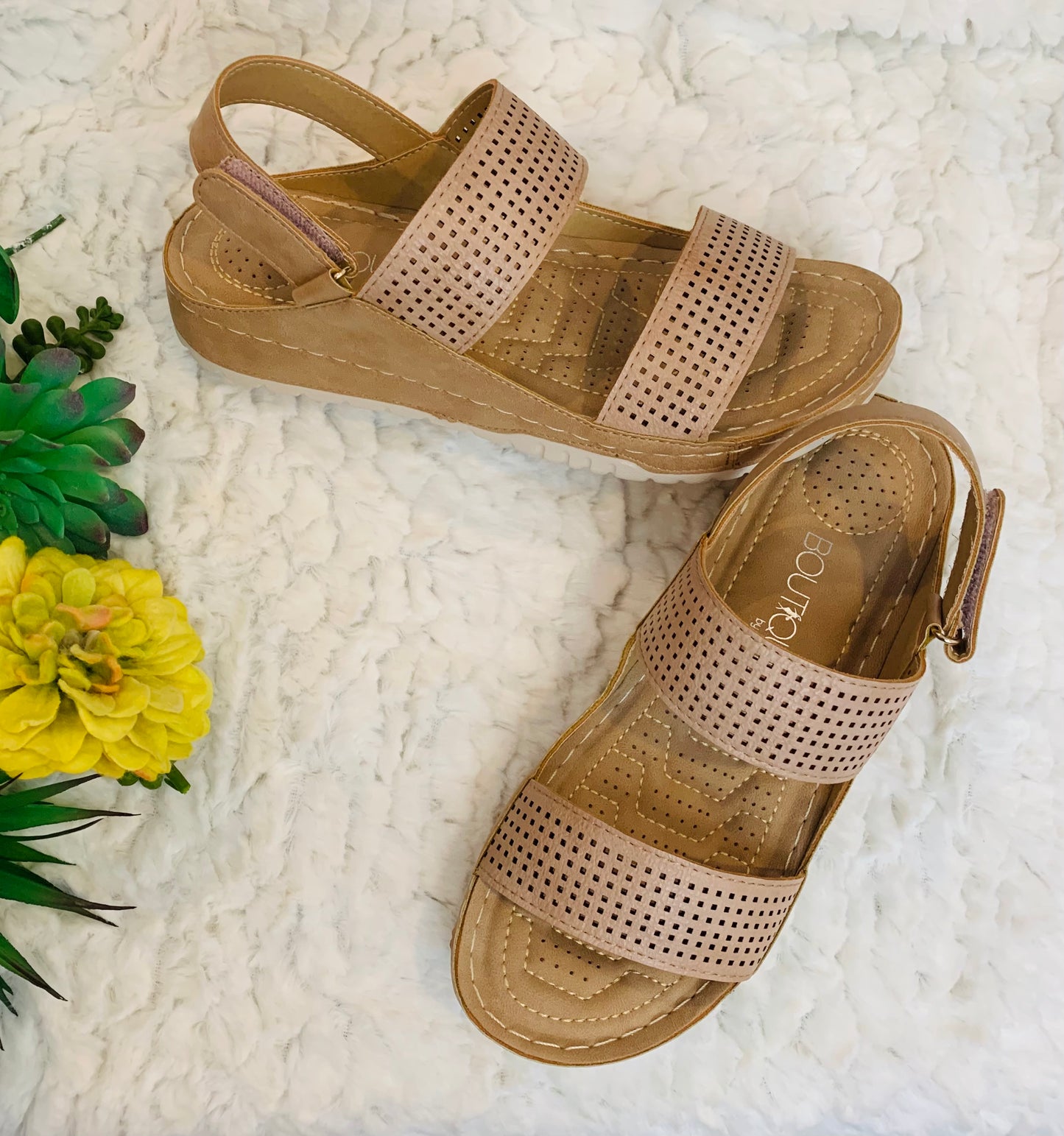 Natural Calla Sandals