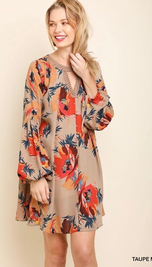 Taupe Mix Floral Pleated Keyhole w/ Puff Sleeves Dress