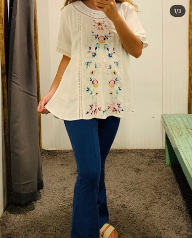 Off White Linen Floral Embroidered Lace Trimmed Top