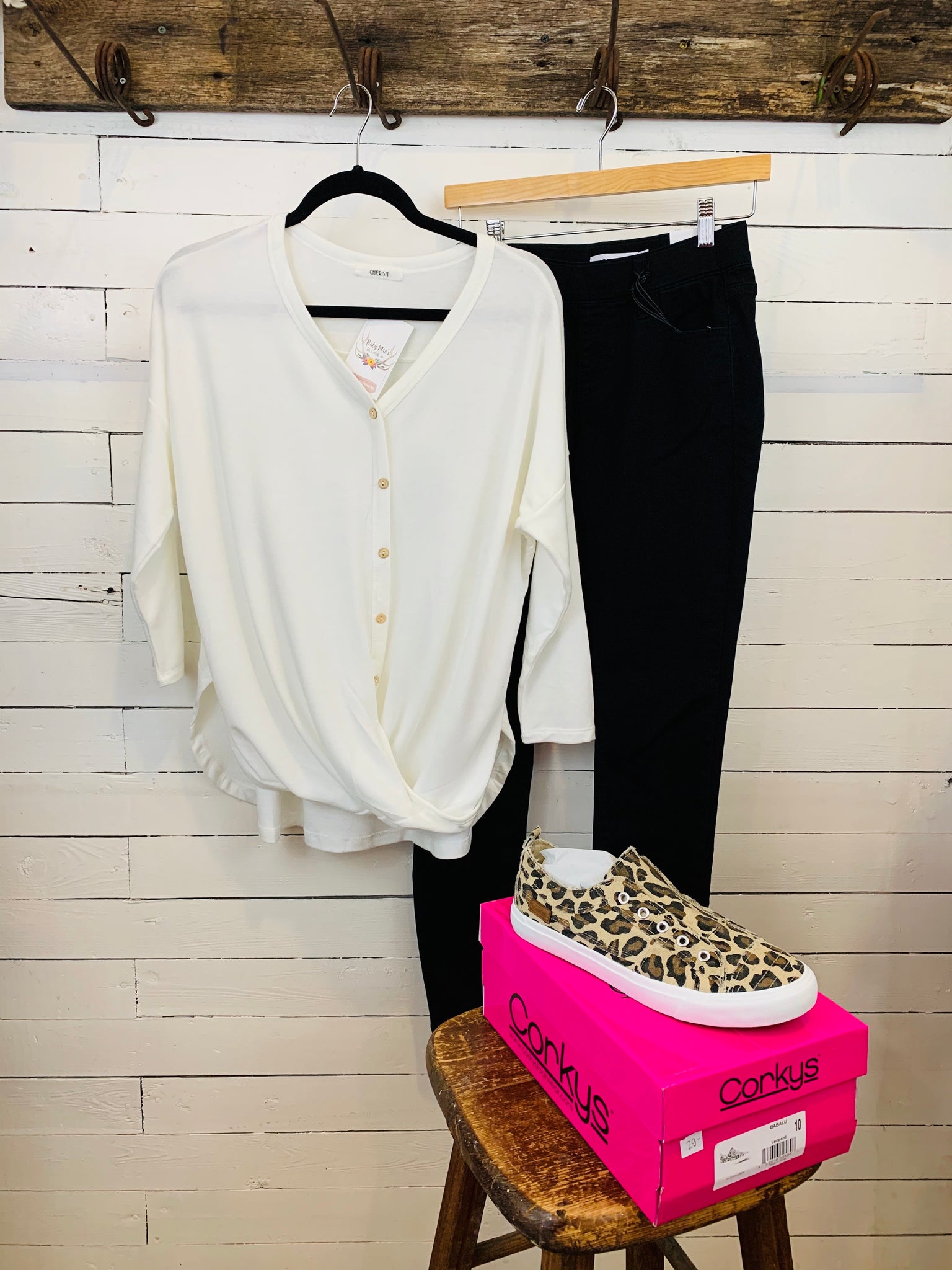 Ivory Button Down 3/4 Sleeve Top