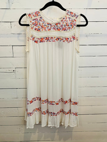 Off White Mix Floral Pint Sleeveless Dress with Lace Detail