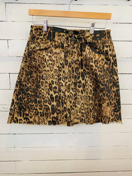 L & B Leopard Mid-Thigh Length Skirt