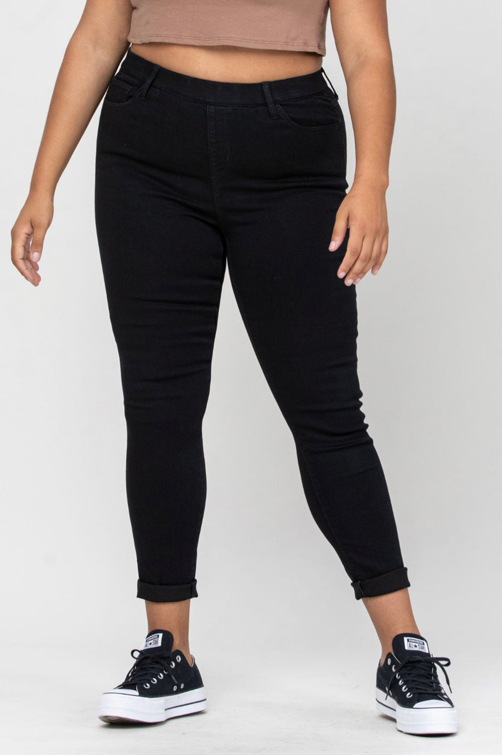 Black Mid Rise Pull On Crop Skinny Jeans by Cello - Plus