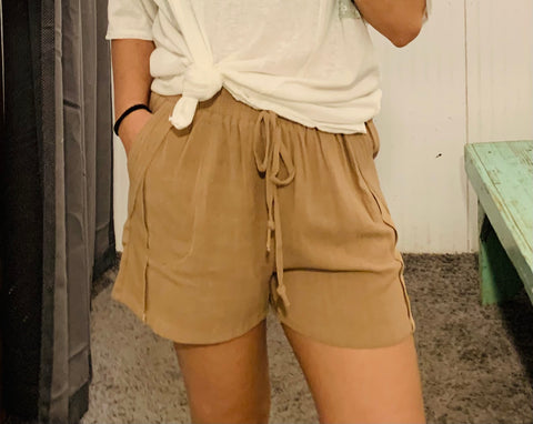 Toffee Linen Blend Elastic Waistband Shorts