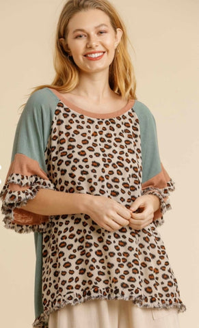 Sage Mix Animal Print Layered Short Sleeve w/ Fray Hem Top