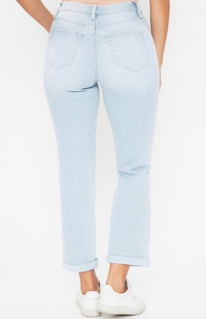 Ultra Light Denim Wash High Rise Mom Jeans