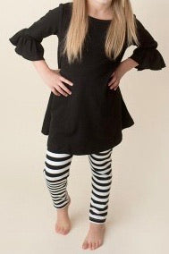 Girls Black & White Striped Leggings
